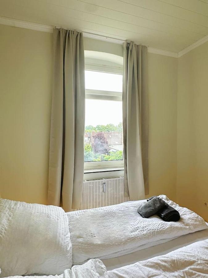 2 Schlafzimmer Waschenspuelmaschine Duisburg Kültér fotó