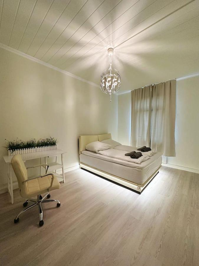 2 Schlafzimmer Waschenspuelmaschine Duisburg Kültér fotó