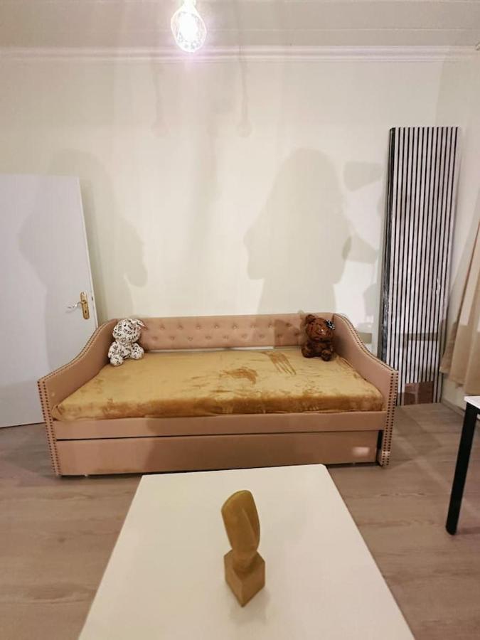 2 Schlafzimmer Waschenspuelmaschine Duisburg Kültér fotó