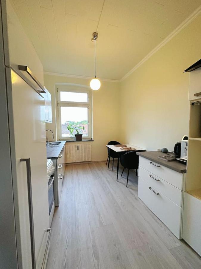 2 Schlafzimmer Waschenspuelmaschine Duisburg Kültér fotó