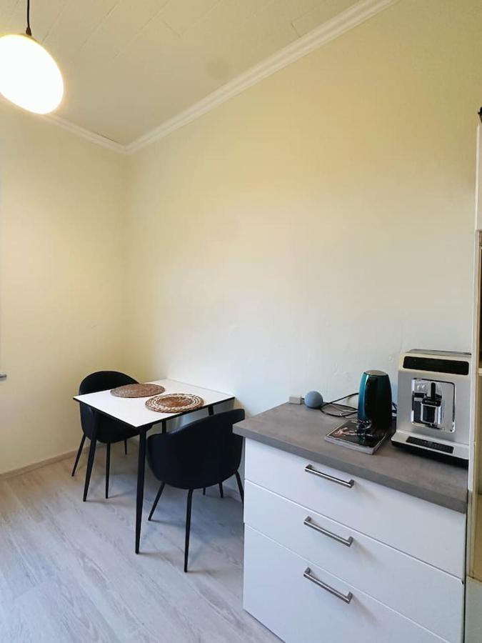 2 Schlafzimmer Waschenspuelmaschine Duisburg Kültér fotó